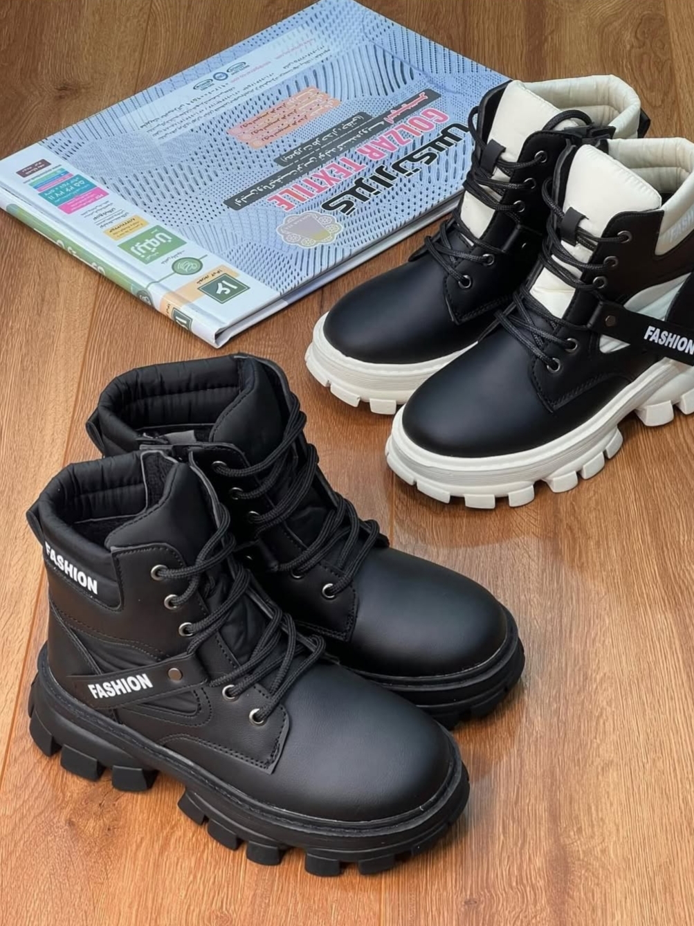 نیم بوت بچه گانه مدل فشیون طرح بغل زیپ دار و راحت پوش با ضد لغزش و سبک