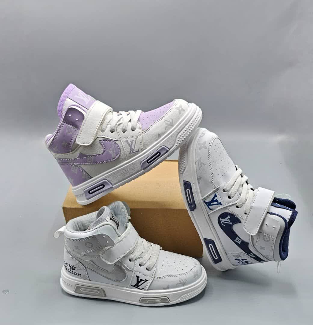 کفش کتانی بچه‌گانه ساق‌دار مدل Louis Vuitton | اسپرت و شیک با طرح برند LV