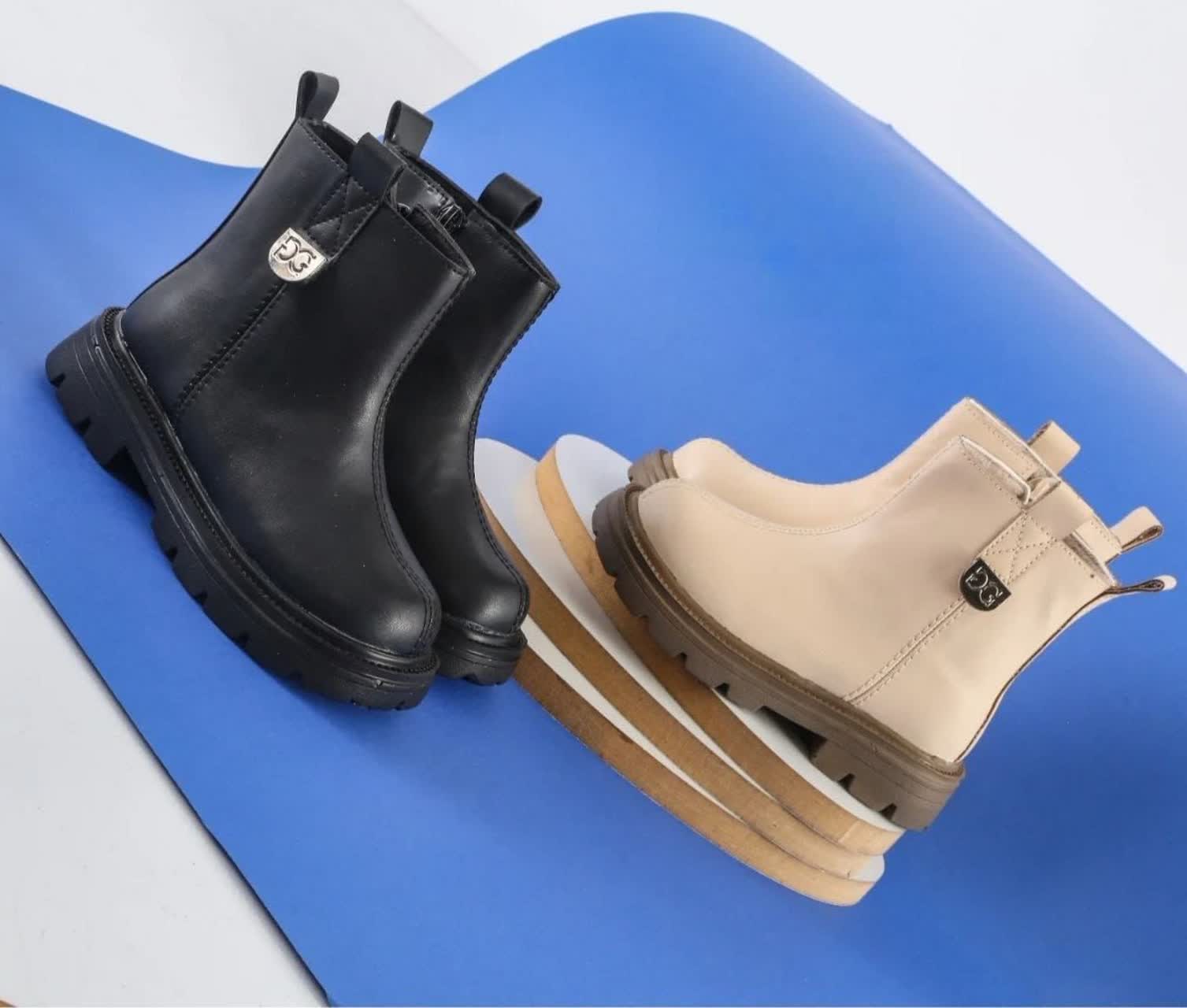 بوت بچه‌گانه چرمی مدل DG | بوت ساق‌کوتاه زمستانی دخترانه و پسرانه | زیره ضخیم ضدلغزش